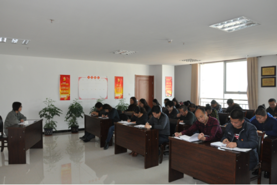 集團黨委委員、副總經(jīng)理劉玲同志宣講黨的十九大精神